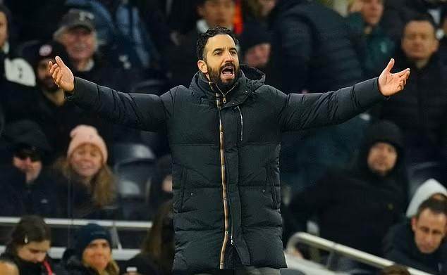 足球投注-“比烂大会”继续输球 英超倒数第6的曼联该骂谁？