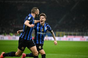 莫雷托：尤文关注布鲁日后卫德库耶佩 国米考虑买断扎莱夫斯基