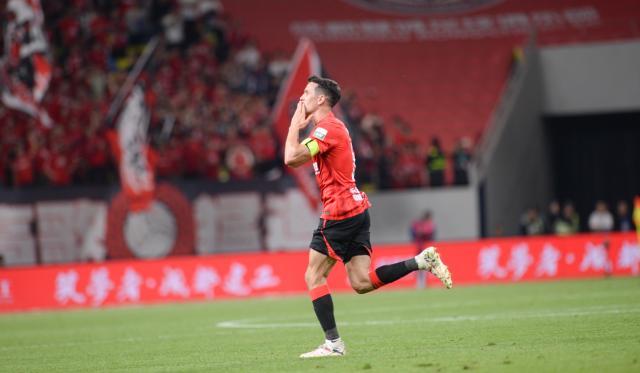 足球投注-【中超】韦世豪策动周定洋破门 成都1比0南通支云