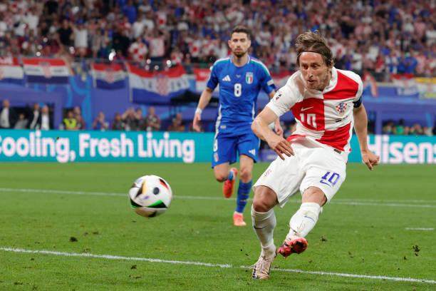 1719260993634056975.jpg 2158508325-612x612.jpg