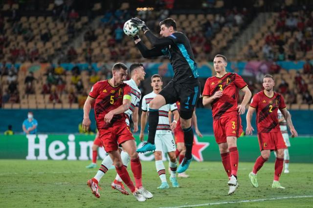 赛程直播-丁丁阿扎尔恐难赶上1/4决赛 意大利庆幸避开C罗